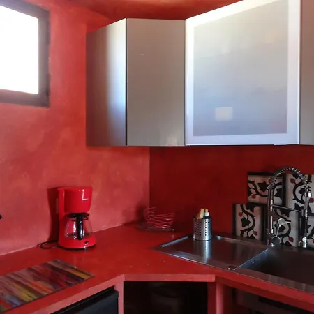 Clos Bb Bed & Breakfast 3*