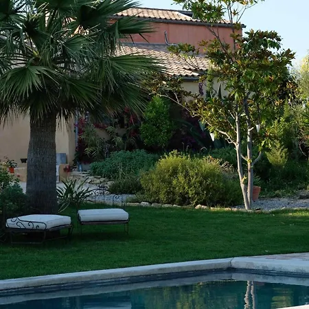 Clos Bb Bed & Breakfast