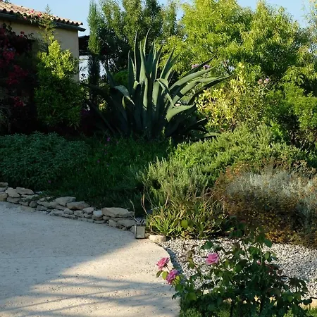 Clos Bb Bed & Breakfast 4*